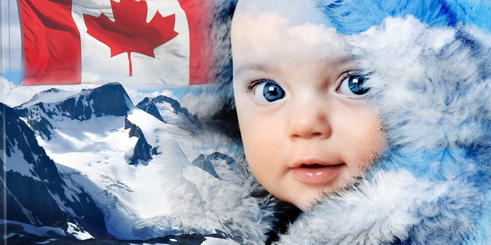 Baby mit Fellkapuze neben der Flagge Kanadas