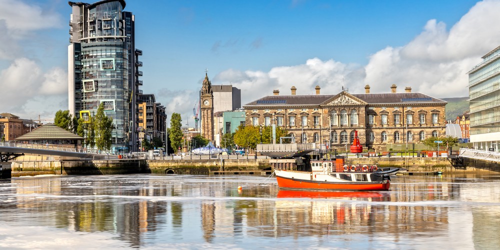 Lagan und Custom House im nordirischen Belfast