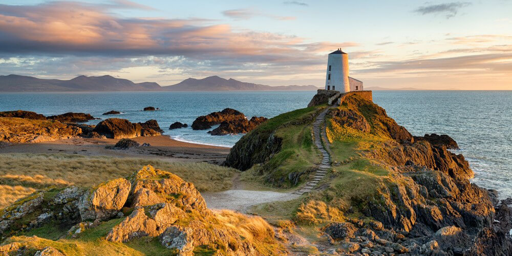 Leuchtturm vor der Küste von Wales