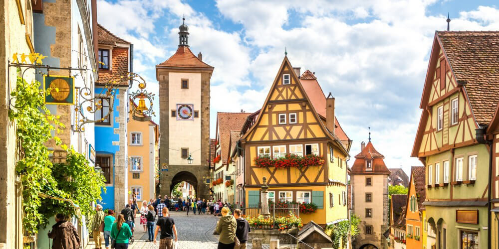 Blick auf die Altstadt von Rothenburg ob der Tauber in Bayern