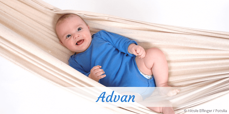 Baby mit Namen Advan