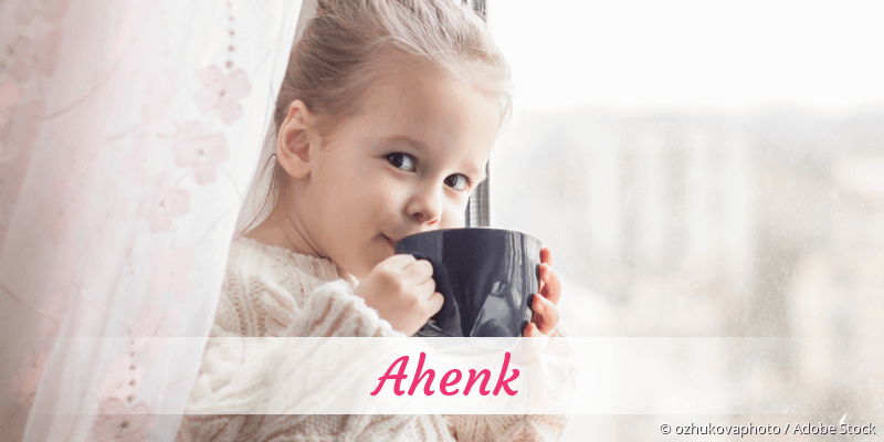 Baby mit Namen Ahenk