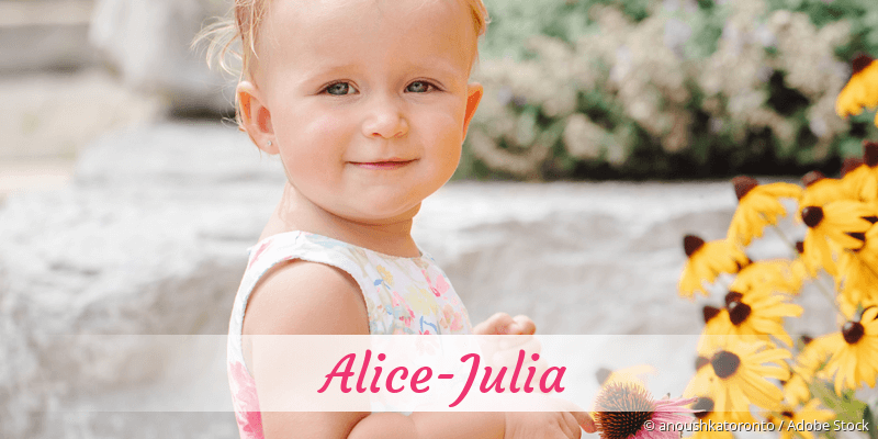 Baby mit Namen Alice-Julia