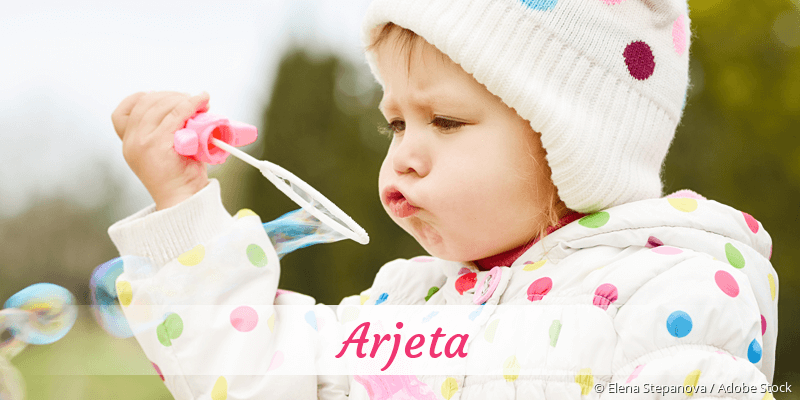 Baby mit Namen Arjeta