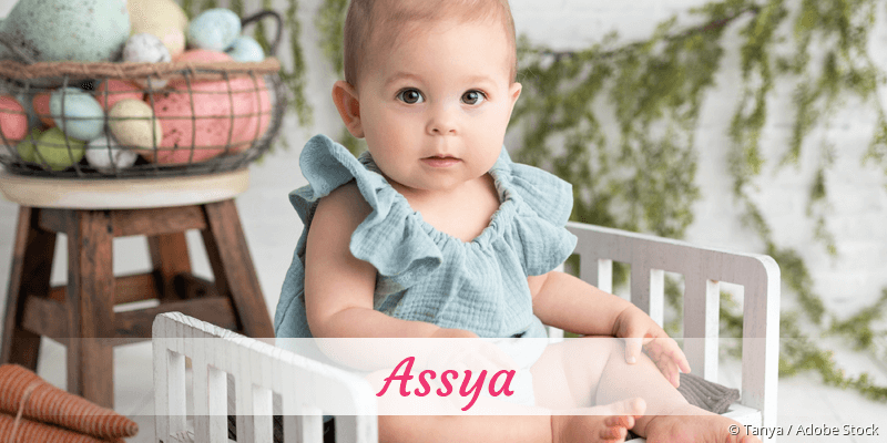 Baby mit Namen Assya