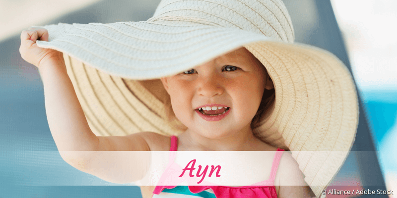 Baby mit Namen Ayn