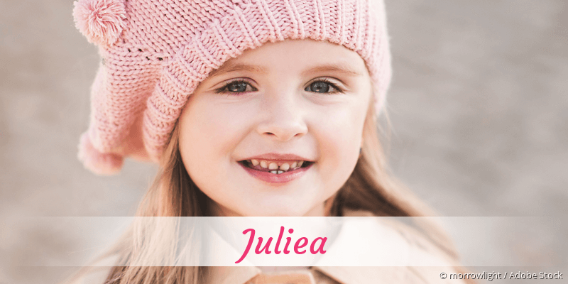 Baby mit Namen Juliea